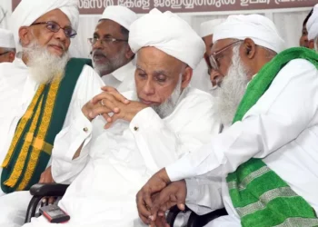 സമസ്ത-സമവായ-ചർച്ചയിൽ-കല്ലുകടി;-മുസ്ലീം-ലീഗ്-വിരുദ്ധ-വിഭാഗം-പങ്കെടുക്കില്ലെന്ന്-സൂചന