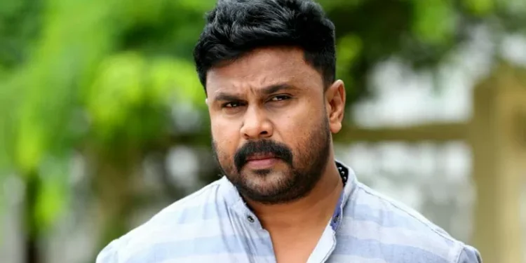 നടിയെ-ആക്രമിച്ച-കേസ്:-മെമ്മറി-കാർഡ്-തുറന്നതിൽ-ആരോപിതർക്കെതിരെ-നടപടിയില്ല,-രാഷ്ട്രപതിക്ക്-കത്തയച്ച്-അതിജീവിത
