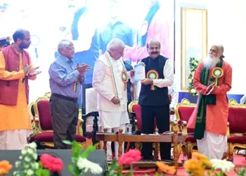 പൈതൃകത്തെ-ആധുനിക-സംരംഭകത്വവുമായി-സമന്വയിപ്പിച്ച്-കേരളത്തിന്-വലിയ-നേട്ടമുണ്ടാക്കാം-:-ഗവര്ണര്