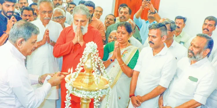 പഴശ്ശിരാജ-സാംസ്കാരിക-നിലയത്തിന്റെ-സമര്പ്പണച്ചടങ്ങ്-നാടിന്റെ-ഉത്സവമായി