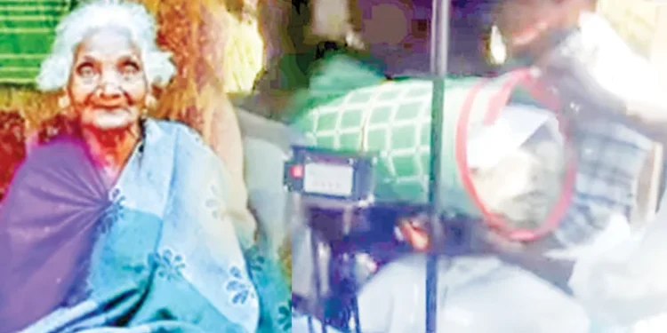 നാണിച്ചു-തലതാഴ്ത്താം;-ആംബുലന്സ്-വിട്ടുകൊടുത്തില്ല;-വനവാസി-വയോധികയുടെ-മൃതദേഹം-ഓട്ടോയില്-ശ്മശാനത്തിലെത്തിച്ചു