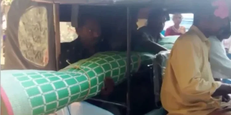 വനവാസി-വയോധികയുടെ-മൃതദേഹം-ഓട്ടോയില്;-പ്രമോട്ടറെ-പുറത്താക്കി-ഉദ്യോഗസ്ഥരെ-സംരക്ഷിക്കാന്-സര്ക്കാര്-നീക്കം