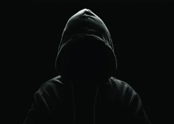 വെർച്വൽ-അറസ്റ്റ്-തട്ടിപ്പിൽ-നിന്നും-ഡോക്ടറെ-രക്ഷിച്ച്-പോലീസ്;-തട്ടിപ്പ്-പോലീസിനെ-അറിയിച്ചത്-ബാങ്കിന്റെ-ഇന്റേണൽ-സെക്യൂരിറ്റി-വിഭാഗം