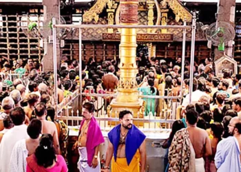 കുചേലദിനത്തില്-ഗുരുവായൂരപ്പന്-അവിലുമായി-ആയിരങ്ങള്