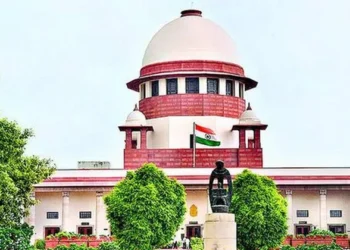 ആന-എഴുന്നെള്ളിപ്പിൽ-മാർഗരേഖയ്‌ക്ക്-സ്റ്റേ;-ചട്ടങ്ങൾ-പാലിച്ച്-പൂരം-നടത്താം,-ഹൈക്കോടതി-ഉത്തരവ്-പ്രായോഗികമല്ലെന്ന്-സുപ്രീംകോടതി