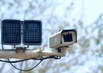 എഐ-ക്യാമറകളുടെ-എണ്ണം-വർധിപ്പിക്കും-:-റിപ്പോര്‍ട്ട്-തയാറാക്കാന്‍-ട്രാഫിക്ക്-ഐജിക്ക്-നിര്‍ദേശം-നല്‍കി