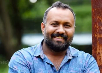 സിനിമയിൽ-അവസരം-വാഗ്ദാനം-ചെയ്ത്-പീഡിപ്പിച്ചെന്ന്-പരാതി-:-സംവിധായകൻ-ഒമർ-ലുലുവിന്-ജാമ്യം