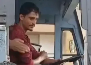 മദ്യലഹരിയില്‍-കെഎസ്ആര്‍ടിസി.-ബസ്-ഓടിക്കാന്‍-ശ്രമം-;-യുവാവിനെ-കസ്റ്റഡിയിലെടുത്ത്-പോലീസ്