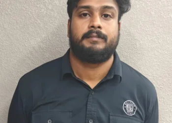 ഓൺലൈൻ-ഷെയർ-ട്രേഡിംഗ്-തട്ടിപ്പ്-:-പിറവം-സ്വദേശിയിൽ-നിന്നും-39-ലക്ഷം-രൂപ-തട്ടിയെടുത്ത-പ്രതി-പിടിയിൽ 