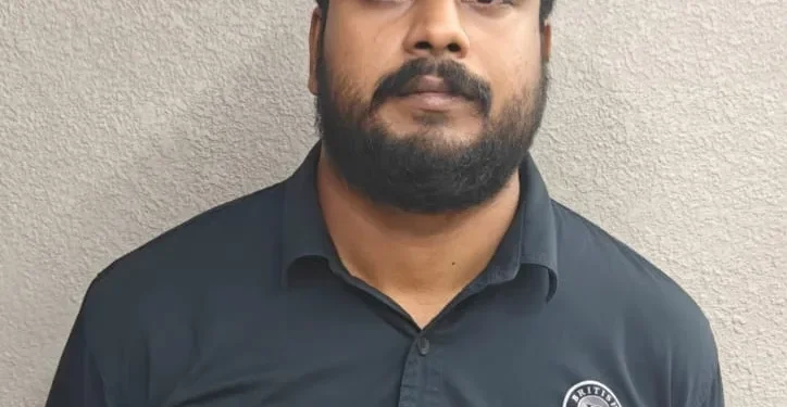 ഓൺലൈൻ-ഷെയർ-ട്രേഡിംഗ്-തട്ടിപ്പ്-:-പിറവം-സ്വദേശിയിൽ-നിന്നും-39-ലക്ഷം-രൂപ-തട്ടിയെടുത്ത-പ്രതി-പിടിയിൽ 