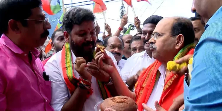 പന്തളം-നഗരസഭ-ബിജെപിക്ക്-തന്നെ-:-എൽഡിഎഫ്-–-യുഡിഎഫ്-അവിശുദ്ധ-കൂട്ടുകെട്ടിന്-ഇത്-മറുപടി