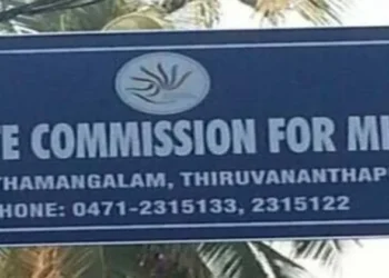 പാലക്കാട്-സ്കൂളില്-ഒരുക്കിയ-പുല്ക്കൂട്-നശിപ്പിച്ച-സംഭവം;-സംസ്ഥാന-ന്യൂനപക്ഷ-കമ്മീഷന്-സ്വമേധയാ-കേസെടുത്തു