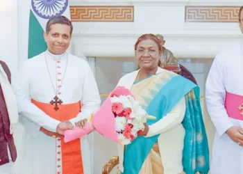 ഭാരതത്തിന്റേത്-ആചാര്യന്മാരെ-ബഹുമാനിക്കുന്ന-സംസ്‌കാരം:-രാഷ്‌ട്രപതി