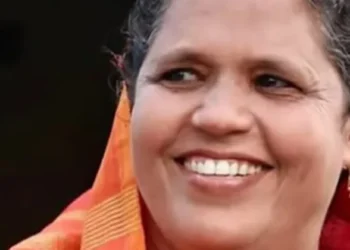 പ്രഭാത-സവാരിക്ക്-ഇറങ്ങിയ-സ്ത്രീ-കാര്‍-ഇടിച്ച്-റോഡില്‍-വീണു;-പിന്നാലെ-ലോറി-കയറി-മരിച്ചു