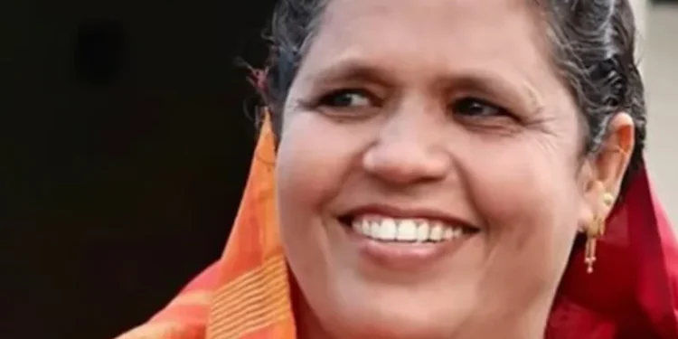 പ്രഭാത-സവാരിക്ക്-ഇറങ്ങിയ-സ്ത്രീ-കാര്-ഇടിച്ച്-റോഡില്-വീണു;-പിന്നാലെ-ലോറി-കയറി-മരിച്ചു