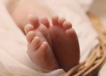 ക്രിസ്തുമസ്-ദിനത്തില്‍-അമ്മത്തൊട്ടിലില്‍-പെണ്‍കുഞ്ഞിനെ-ലഭിച്ചു,-പേര്-ക്ഷണിച്ച്-മന്ത്രി