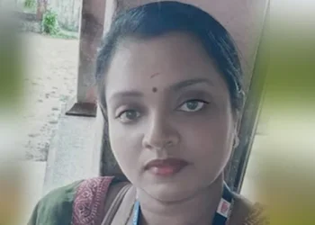 സർക്കാർ-ജോലി-വാഗ്ദാനം-ചെയ്ത്-നിരവധിപേരിൽ-നിന്ന്-ഒരു-കോടിയിലേറെ-തട്ടിയ-യുവതി-അറസ്റ്റിൽ