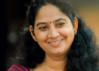 മകനെ-കഞ്ചാവുമായി-പിടികൂടിയെന്ന-വാര്‍ത്ത-നിഷേധിച്ച്-യു-പ്രതിഭ-എംഎല്‍എ