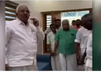 ബിജെപി-പ്രവര്‍ത്തകന്‍-വടക്കുമ്പാട്-നിഖില്‍-വധക്കേസ്;-ഒന്നാം-പ്രതിയുടെ-ഗൃഹപ്രവേശന-ചടങ്ങില്‍-സി-പി-എം-നേതാക്കള്‍