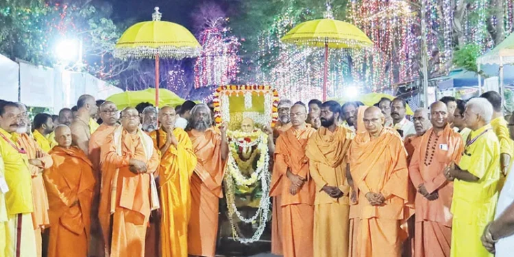 ശിവഗിരിയില്-സനാതന-ധര്മത്തെ-അധിക്ഷേപിച്ച്-മുഖ്യമന്ത്രി;-ഗുരു-ആരാധനാ-മൂര്ത്തിയെന്ന്-വെള്ളാപ്പള്ളി-നടേശന്