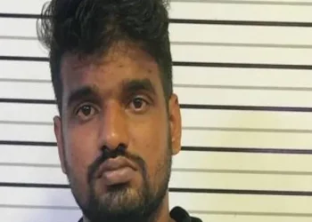 പുതുവത്സര-ആഘോഷത്തിനിടെ-എസ്.ഐയുടെ-കൈ-കടിച്ചു-മുറിച്ച-യുവാവ്-അറസ്റ്റില്