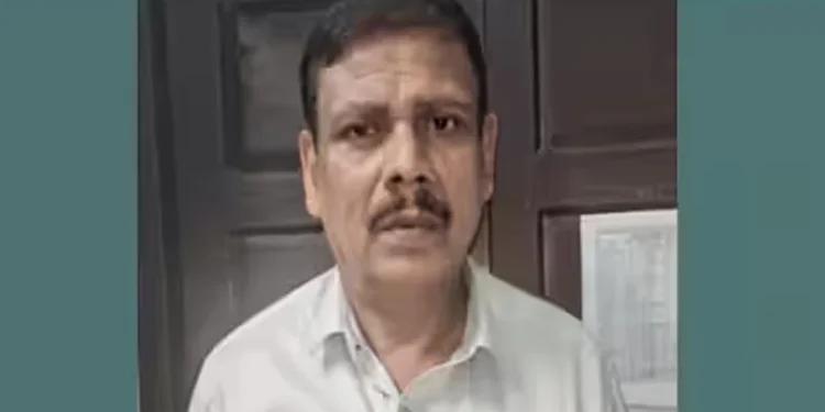 ഹോം-ഗാര്ഡിന്റെ-പല്ലടിച്ചിളക്കിയ-മധ്യവയസ്കന്-പിടിയില്,-അറസ്റ്റിലായത്-കമ്പളക്കാട്-സ്വദേശി-അബ്ദുള്-ഷുക്കൂര്