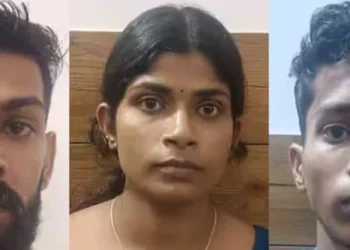 യുവതിയുടെ-സ്വകാര്യ-ചിത്രം-കാട്ടി-ഭീഷണിപ്പെടുത്തി-സ്വര്ണം-തട്ടിയെടുത്തു;-വനിത-ഉള്പ്പെടെ-3-പേര്-പിടിയില്