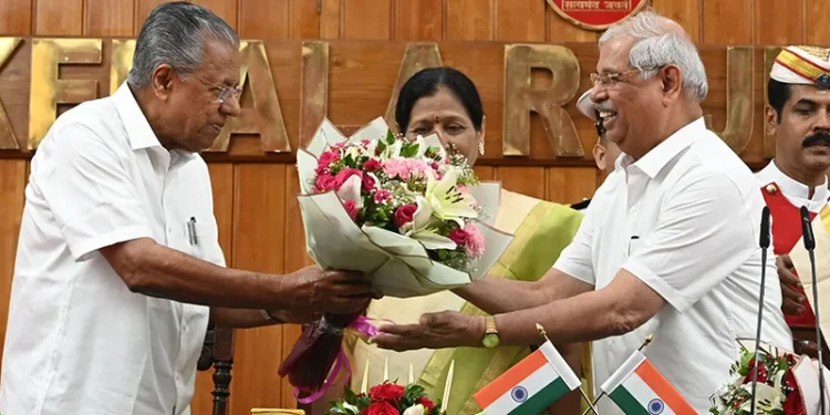 ആദ്യ-ദിനം-തന്നെ-സര്ക്കാരിനെ-തിരുത്തി:-ആരീഫ്-മുഹമ്മദ്-ഖാന്റെ-വിശ്വസ്തരെ-സ്ഥലം-മാറ്റി-സര്ക്കാര്,-തിരിച്ചെടുത്ത്-ആര്ലേകര്