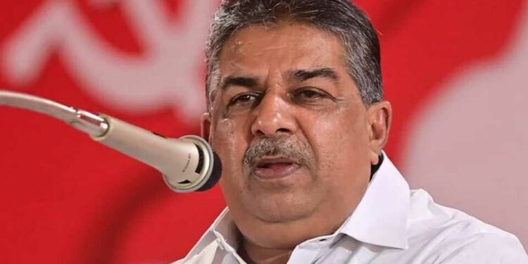 കുട്ടികൾ-ആകുമ്പോൾ-കൂട്ടുകൂടും-,-പുകവലിക്കുന്നത്-വലിയ-തെറ്റൊന്നുമല്ല-:-യു-പ്രതിഭയുടെ-മകനെ-ന്യായീകരിച്ച്-മന്ത്രി-സജി-ചെറിയാൻ