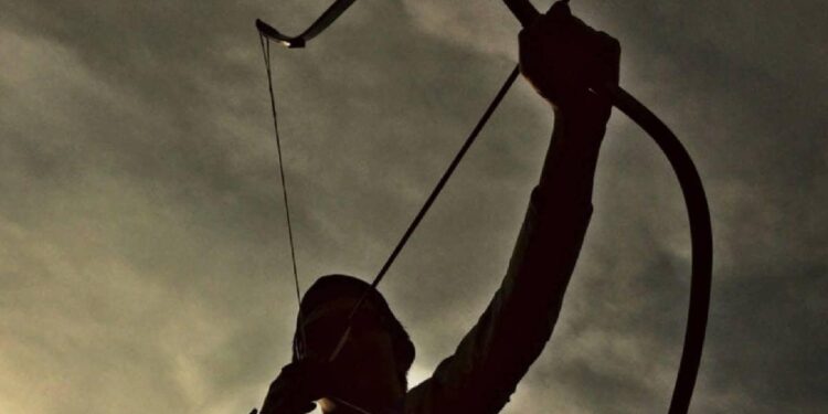 വിവാഹേതരബന്ധം-ആരോപിച്ച്-യുവാവ്-ഭാര്യയെ-അമ്പെയ്ത്-കൊന്നു