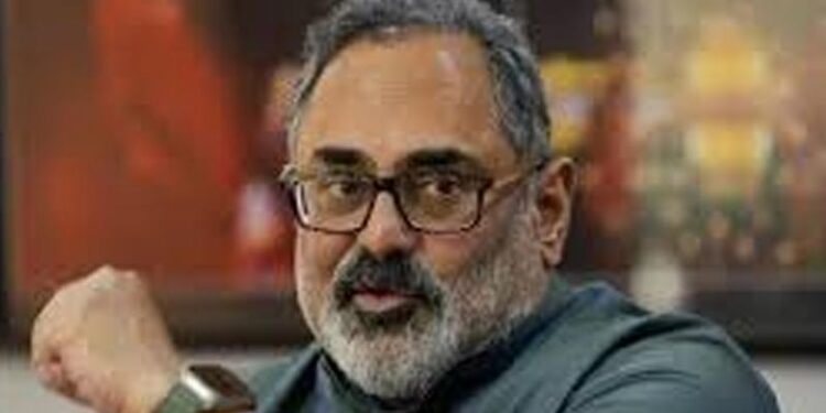 കോണ്ഗ്രസ്-ചരിത്രത്തില്-നിന്ന്-പാഠം-ഉള്ക്കൊള്ളണം:-രാജീവ്-ചന്ദ്രശേഖര്