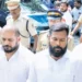 പെരിയ-ഇരട്ട-കൊലക്കേസ്-പ്രതികളുടെ-വീട്ടിലെത്തി-ഐക്യദാര്ഢ്യം-പ്രകടിപ്പിച്ച്-സിപിഎം-നേതാക്കള്