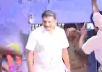 അന്‍വര്‍-ജയില്‍മോചിനായി,-ഗംഭീര-വരവേല്‍പുമായി-പ്രവര്‍ത്തകര്‍,-എം-എല്‍-എ-എന്ന-പരിഗണന-കിട്ടിയില്ലെന്ന്-അന്‍വര്‍