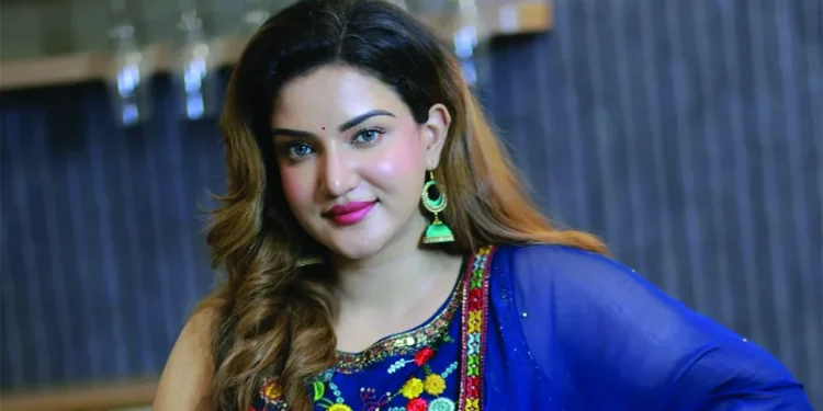 ഹണി-റോസിന്റെ-മൊഴി-രേഖപ്പെടുത്തി;-കൂടുതൽ-അറസ്റ്റുകൾ-ഉണ്ടാകുമെന്ന്-പോലീസ്,-നടിയുടെ-ഇൻസ്റ്റഗ്രാം-അക്കൗണ്ട്-നിരീക്ഷണത്തിൽ