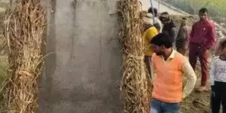 കള്ളന്‍-ട്രാന്‍സ്ഫോര്‍മര്‍-കൊണ്ടുപോയി;-കൊടുംതണുപ്പില്‍-യുപിയിലെ-ഒരു-ഗ്രാമം-മൂന്നാഴ്ചയായി-ഇരുട്ടില്‍