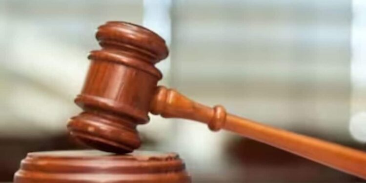 കണ്ണൂരിൽ-13-കാരിയായ-മകളെ-പീഡിപ്പിച്ച്-ഗർഭിണിയാക്കിയ-പിതാവിന്-മരണം-വരെ-തടവ്