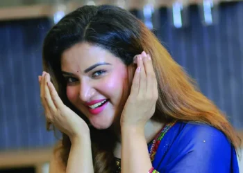 ബോബി-ചെമ്മണ്ണൂർ-ചെയ്തത്-ക്രിമിനൽ-ആക്ട്;-പിറകെ-നടന്ന്-ആക്രമിച്ചു,-ഇന്ന്-ഞാൻ-ഭയങ്കര-റിലാക്സിൽ,-പ്രതികരണവുമായി-നടി-ഹണി-റോസ്