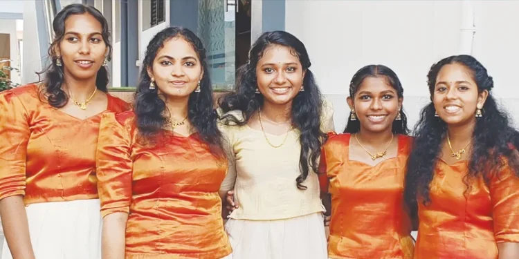 63-മത്-കേരള-സ്‌കൂള്‍-കലോത്സവം:-വയനാടിന്റെ-ദുരന്തം-വിവരിച്ച്-കഥാപ്രസംഗം