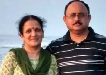 ദ്വാരകയില്‍-കാര്‍-ട്രക്കുമായി-കൂട്ടിയിടിച്ച്-തുറവൂര്‍-സ്വദേശികളായ-ദമ്പതികളും-ഡ്രൈവറും-മരിച്ചു