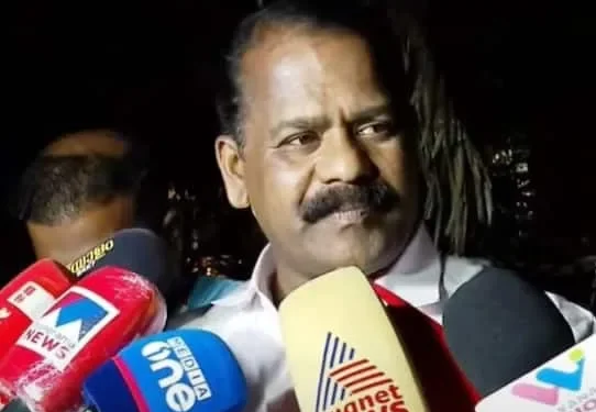 വയനാട്-ഡിസിസി-ട്രഷററുടെ-മരണം-:-ഐ-സി-ബാലകൃഷ്ണന്-എംഎല്എ-പ്രതി-;-പോലീസ്-കേസെടുത്തു