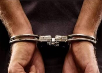 ക്ഷേത്രത്തിൽ-മോഷണം-നടത്തി-മടങ്ങവെ-ബൈക്ക്-എടുക്കാൻ-മറന്നു;-പൊലീസ്-സ്റ്റേഷനിൽ-പരാതിയുമായി-എത്തിയ-കള്ളൻ-പിടിയിൽ