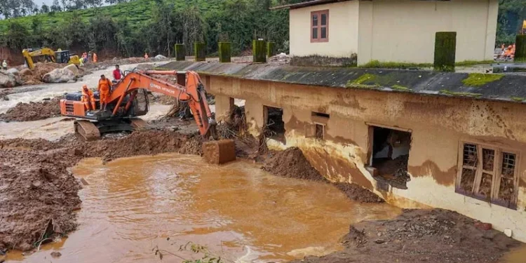 വയനാട്-ദുരന്തം;-വ്യവസ്ഥകളില്‍-ഇളവ്-അനുവദിച്ച്-കേന്ദ്രസർക്കാർ;-120-കോടി-വിനിയോഗിക്കാം,-സംസ്ഥാനത്തിന്-കത്ത്-നൽകി
