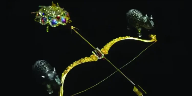 സ്വർണത്തിൽ-തീർത്ത-അമ്പും-വില്ലും,-വെള്ളിയിൽ-തീർത്ത-ആനകളും;-ശബരിമല-അയ്യപ്പന്-കാണിക്കയായി-സമർപ്പിച്ച്-സെക്കന്തരാബാദ്-സ്വദേശി