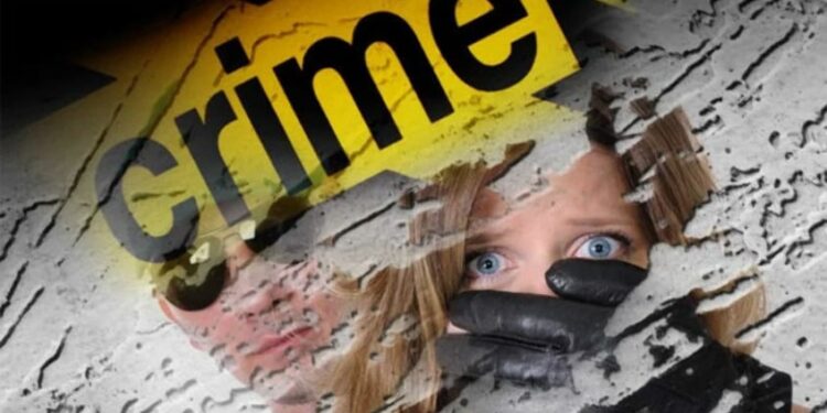 പെൺകുട്ടിയെ-ആദ്യം-പീഡിപ്പിച്ചത്-വീടുമായി-അടുപ്പമുള്ള-ആളുകൾ;-നമ്പറുകൾ-സേവ്-ചെയ്തിരുന്നത്-അച്ഛന്റെ-ഫോണിൽ,-10-പേർ-കൂടി-അറസ്റ്റിൽ