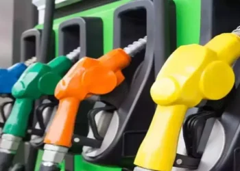 സംസ്ഥാനത്തെ-എല്ലാ-പെട്രോള്‍-പമ്പുകളും-നാളെ-രാവിലെ-ആറു-മുതല്‍-ഉച്ചയ്‌ക്ക്-12-വരെ-അടച്ചിടും