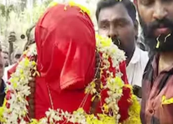 സമാധി-വിവാദം;-നെയ്യാറ്റിൻകര-ഗോപൻ-സ്വാമിയുടെ-മൃതദേഹം-സംസ്‌കരിച്ചു,-കൂടുതൽ-അന്വേഷണം-ആന്തരികാവയവങ്ങളുടെ-രാസപരിശോധനാ-ഫലം-വന്നശേഷം