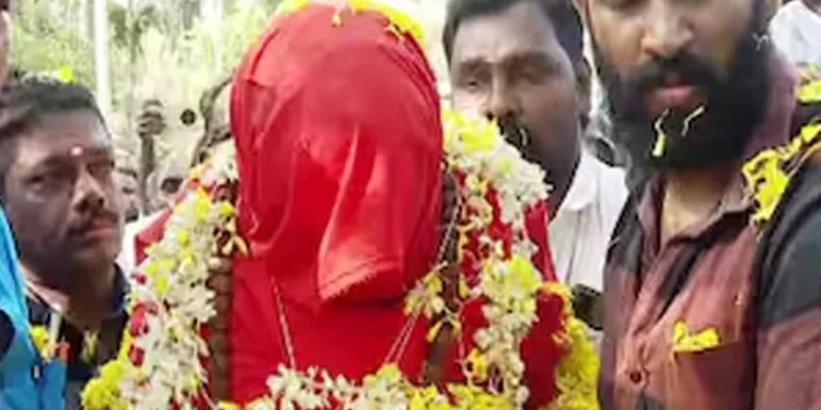 സമാധി-വിവാദം;-നെയ്യാറ്റിൻകര-ഗോപൻ-സ്വാമിയുടെ-മൃതദേഹം-സംസ്‌കരിച്ചു,-കൂടുതൽ-അന്വേഷണം-ആന്തരികാവയവങ്ങളുടെ-രാസപരിശോധനാ-ഫലം-വന്നശേഷം