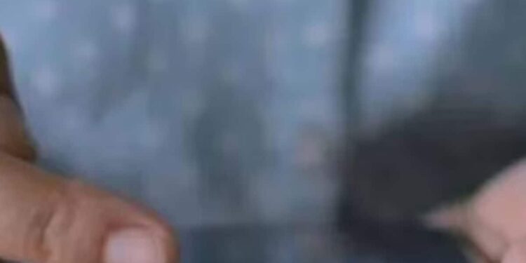 വിദ്യാർത്ഥിയുടെ-ന​ഗ്ന-വീഡിയോ-എടുത്ത്-പ്രചരിപ്പിച്ച-സംഭവം-‘പുഷ്പ’യുടെ-അനുകരണമെന്ന്-സ്കൂള്‍-അധികൃതര്‍