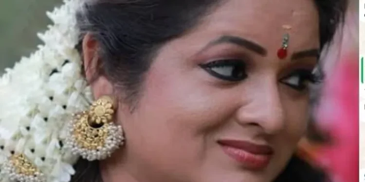 സൈബര്‍-തട്ടിപ്പിന്-ഇരയായി-സീരിയല്‍-നടി-അഞ്ജിത,-നഷ്ടപ്പെട്ടത്-10000-രൂപ