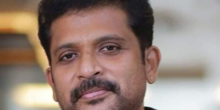 നടന്‍-കൂട്ടിക്കല്‍-ജയചന്ദ്രനെതിരേ-നാലുവയസ്സുകാരിയെ-പീഡിപ്പിച്ച-കേസിൽ-ലുക്കൗട്ട്-നോട്ടീസ്